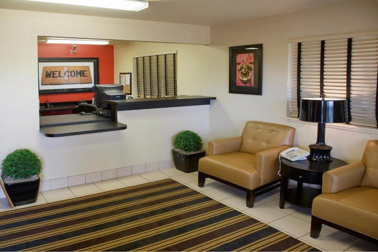 Extended Stay America Select Suites - Columbia - Ft Jackson Екстер'єр фото