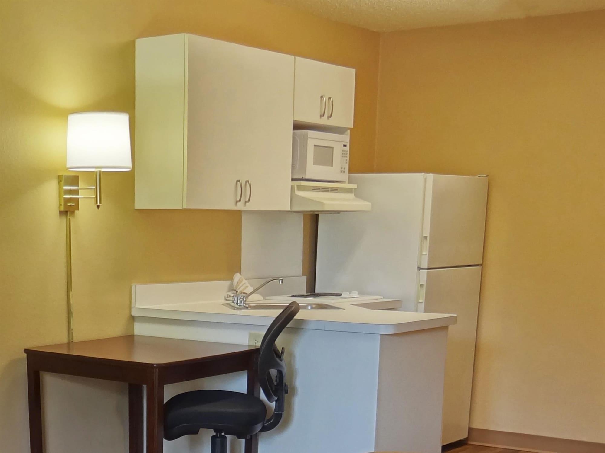 Extended Stay America Select Suites - Columbia - Ft Jackson Екстер'єр фото