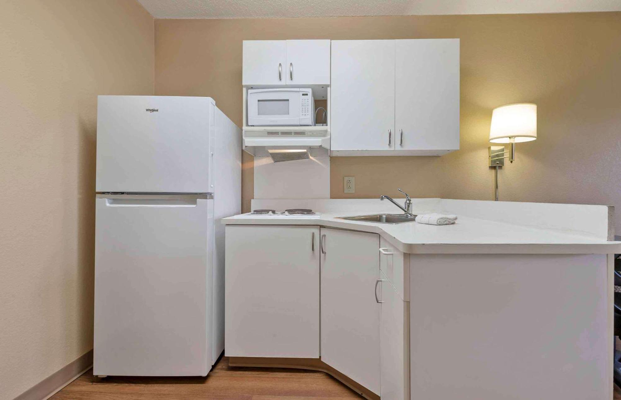 Extended Stay America Select Suites - Columbia - Ft Jackson Екстер'єр фото