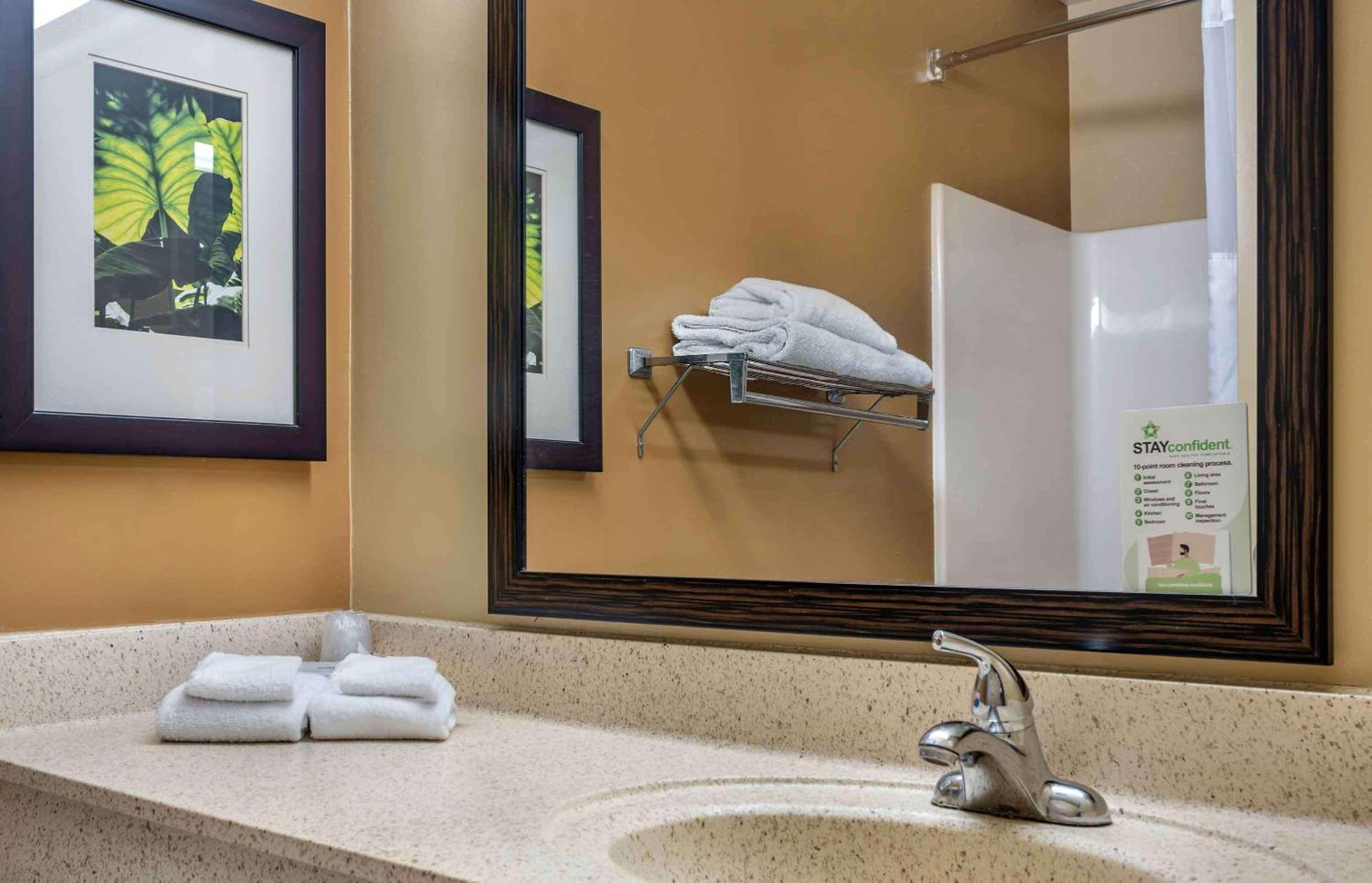 Extended Stay America Select Suites - Columbia - Ft Jackson Екстер'єр фото