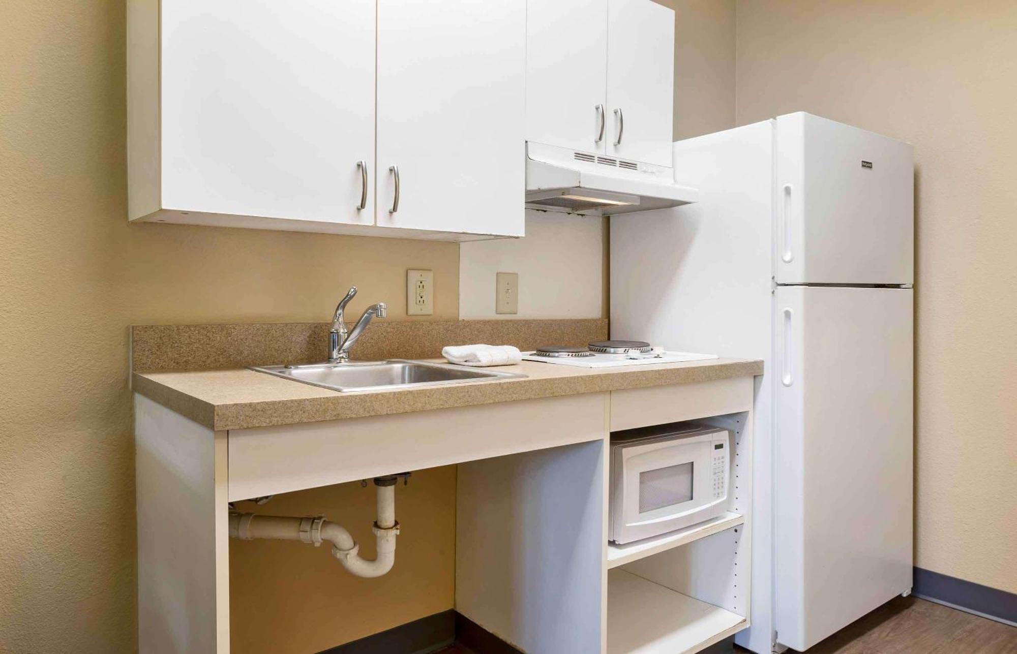 Extended Stay America Select Suites - Columbia - Ft Jackson Екстер'єр фото