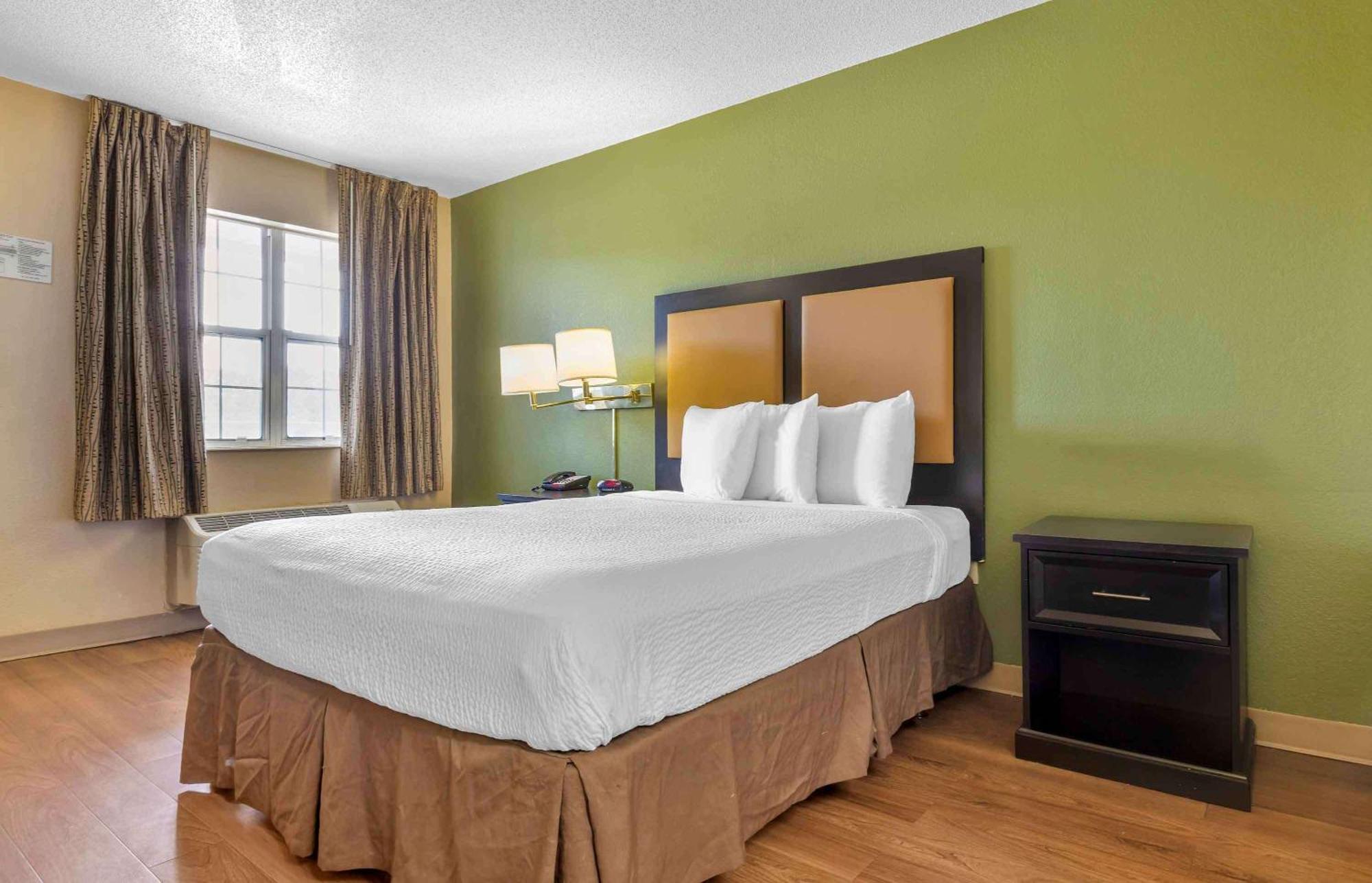 Extended Stay America Select Suites - Columbia - Ft Jackson Екстер'єр фото