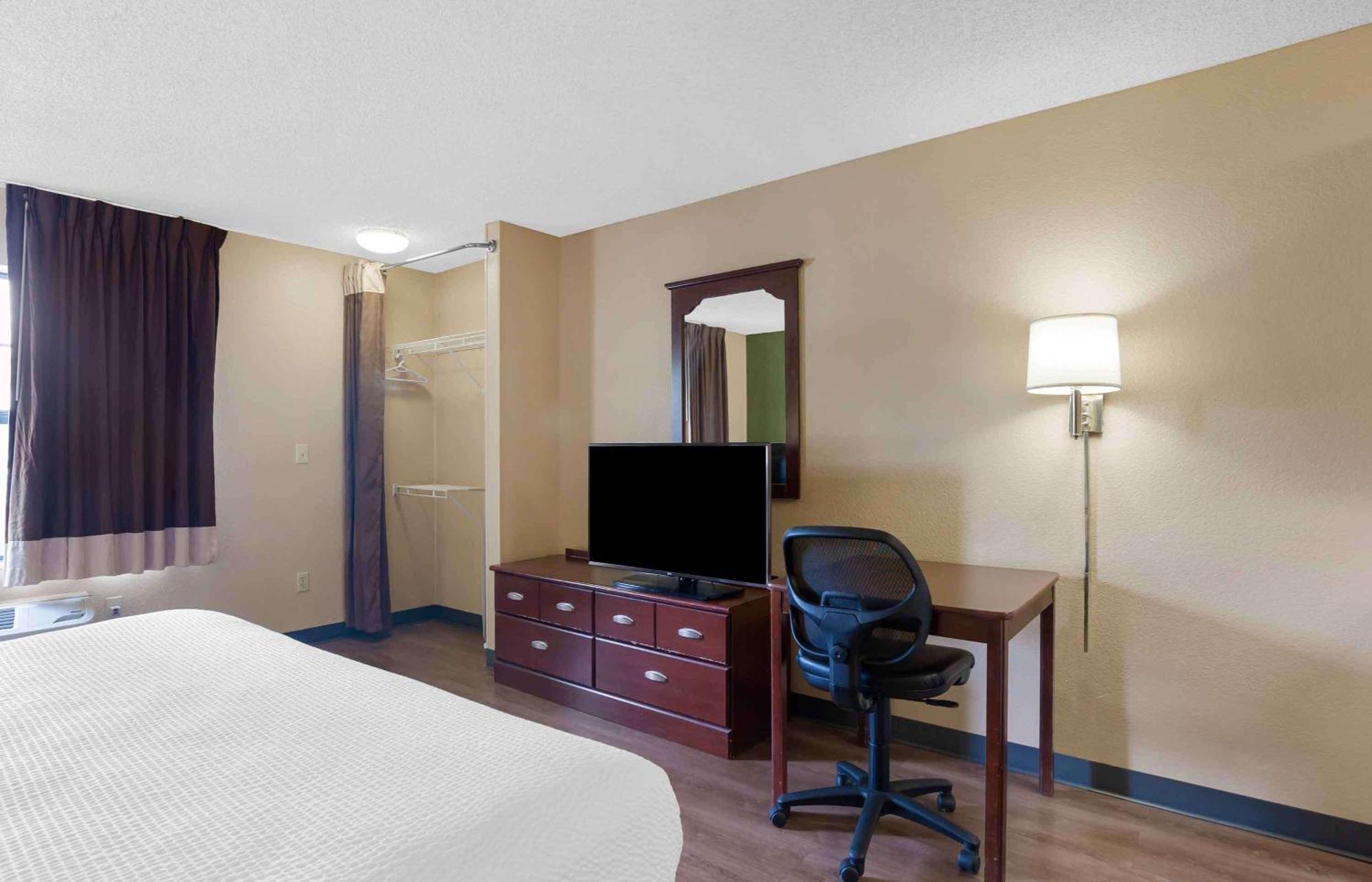 Extended Stay America Select Suites - Columbia - Ft Jackson Екстер'єр фото