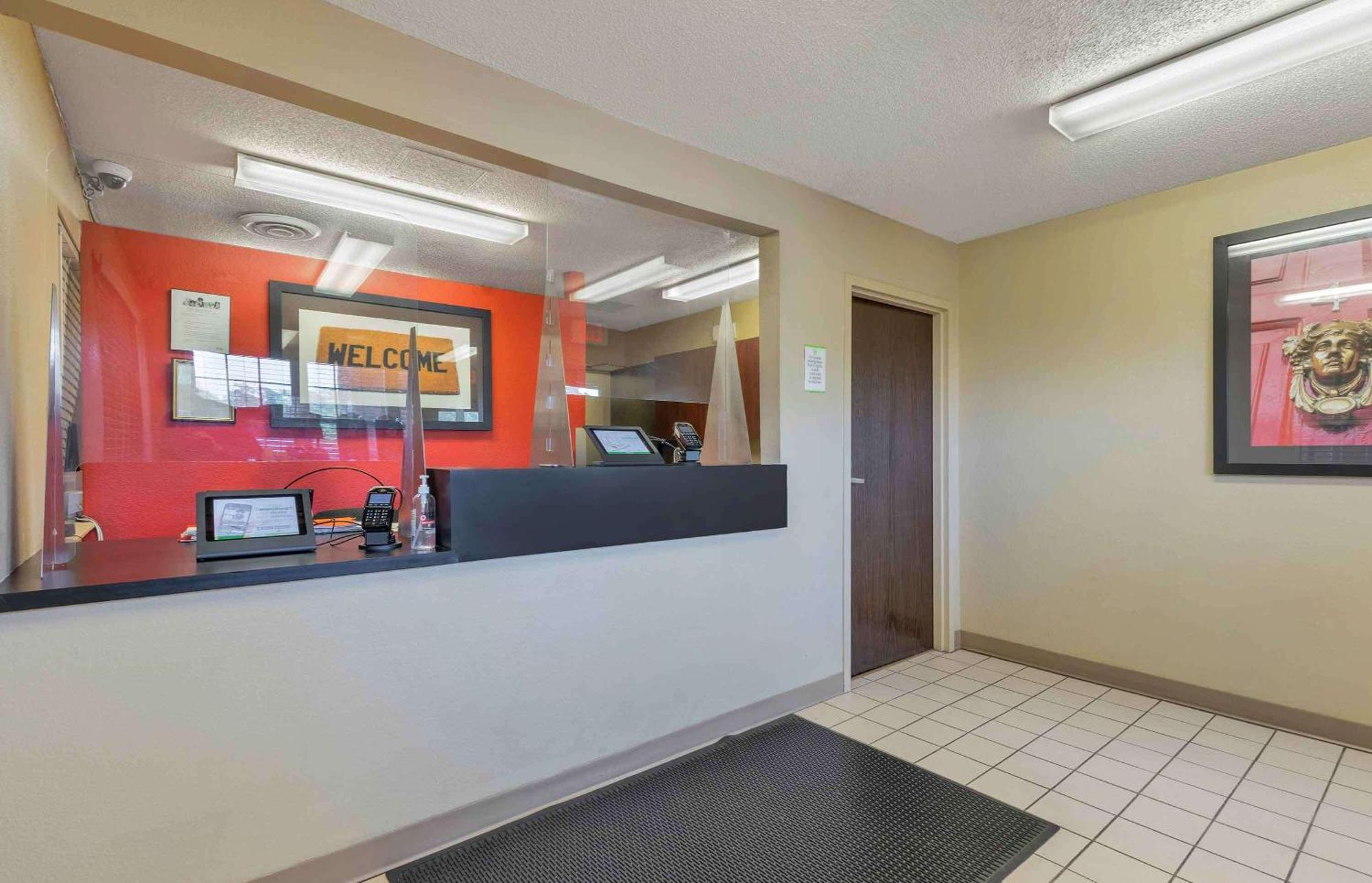 Extended Stay America Select Suites - Columbia - Ft Jackson Екстер'єр фото