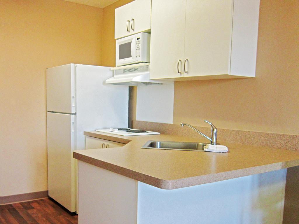 Extended Stay America Select Suites - Columbia - Ft Jackson Екстер'єр фото